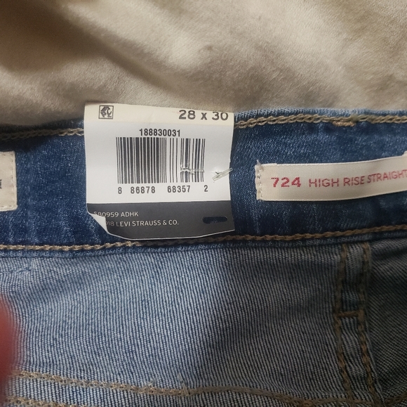 NWT Levi high rise straight jeans - Picture 3 of 10